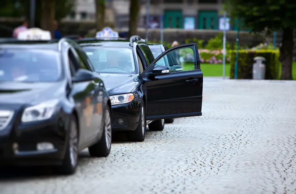 taxi contact